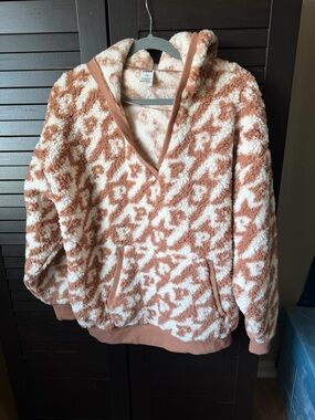 PINK Victoria's Secret White and Brown Plush Pullover Hoodie